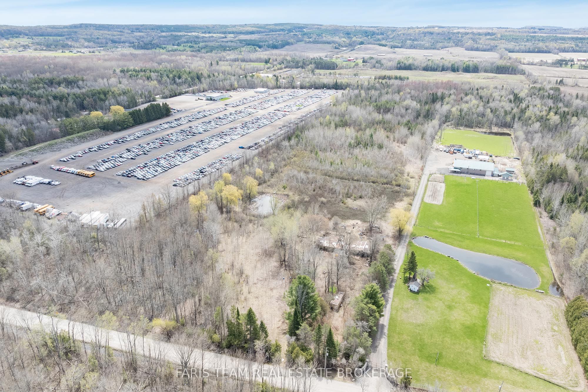 3717 14th Line Property Photo 3