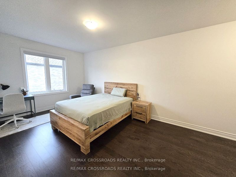12 Schmeltzer Crescent Property Photo 10