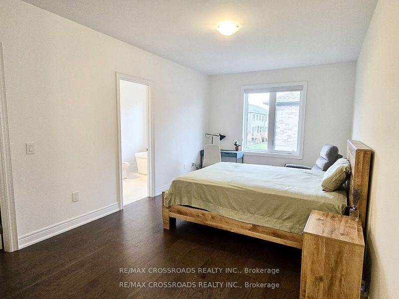 12 Schmeltzer Crescent Property Photo 11