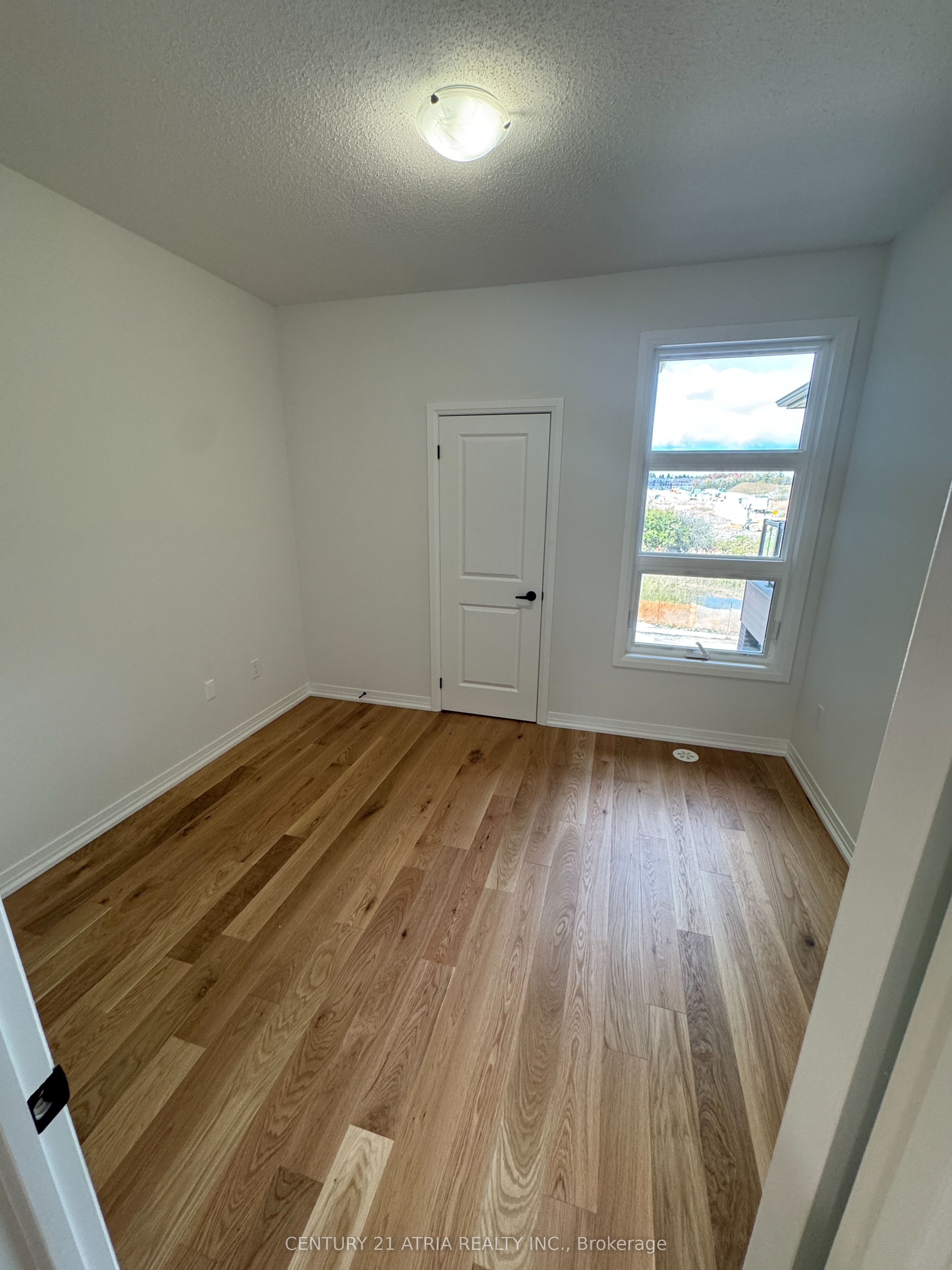 53 Harold Wilson Lane Complete Property Photo 4