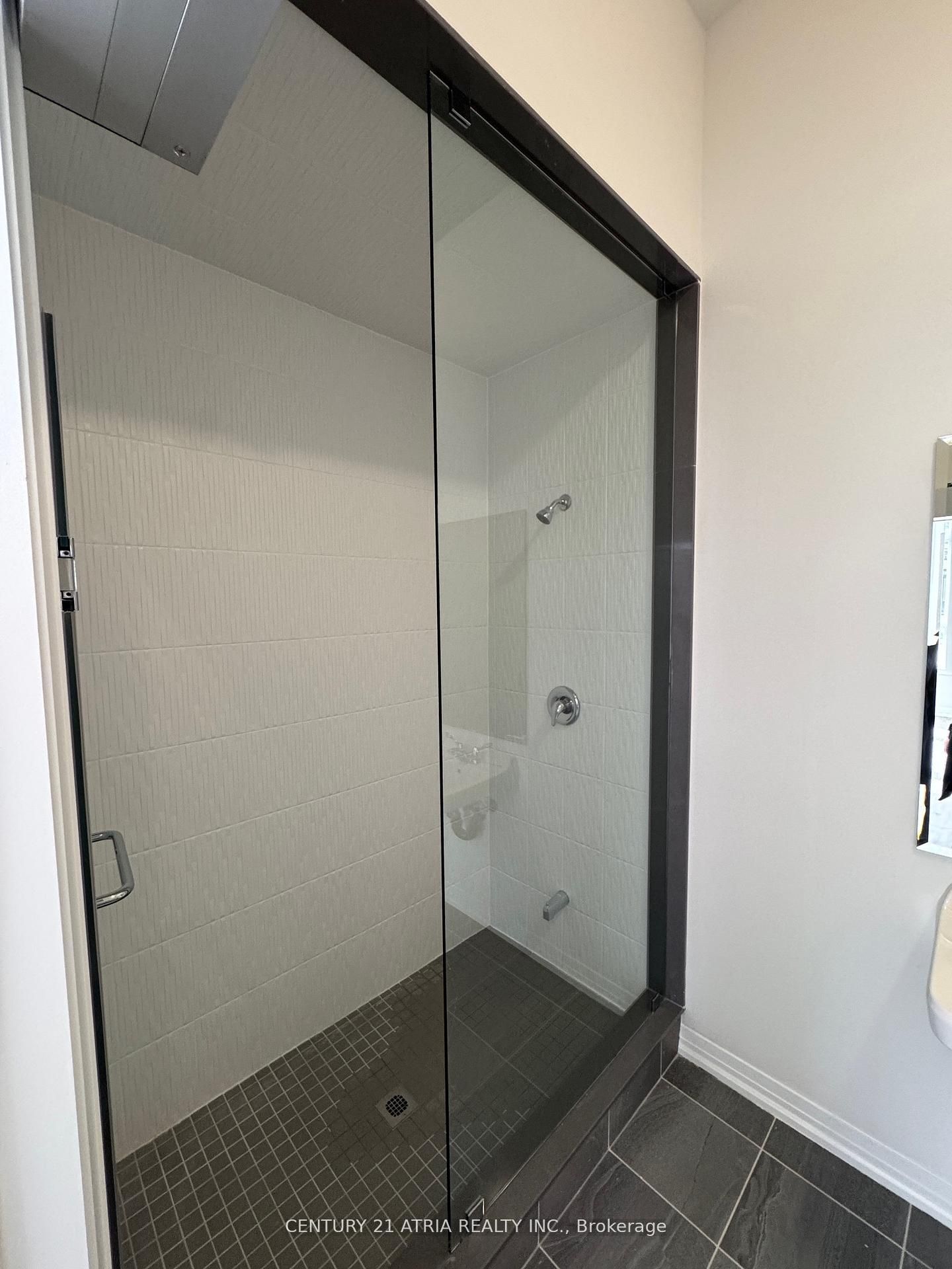 53 Harold Wilson Lane Complete Property Photo 12