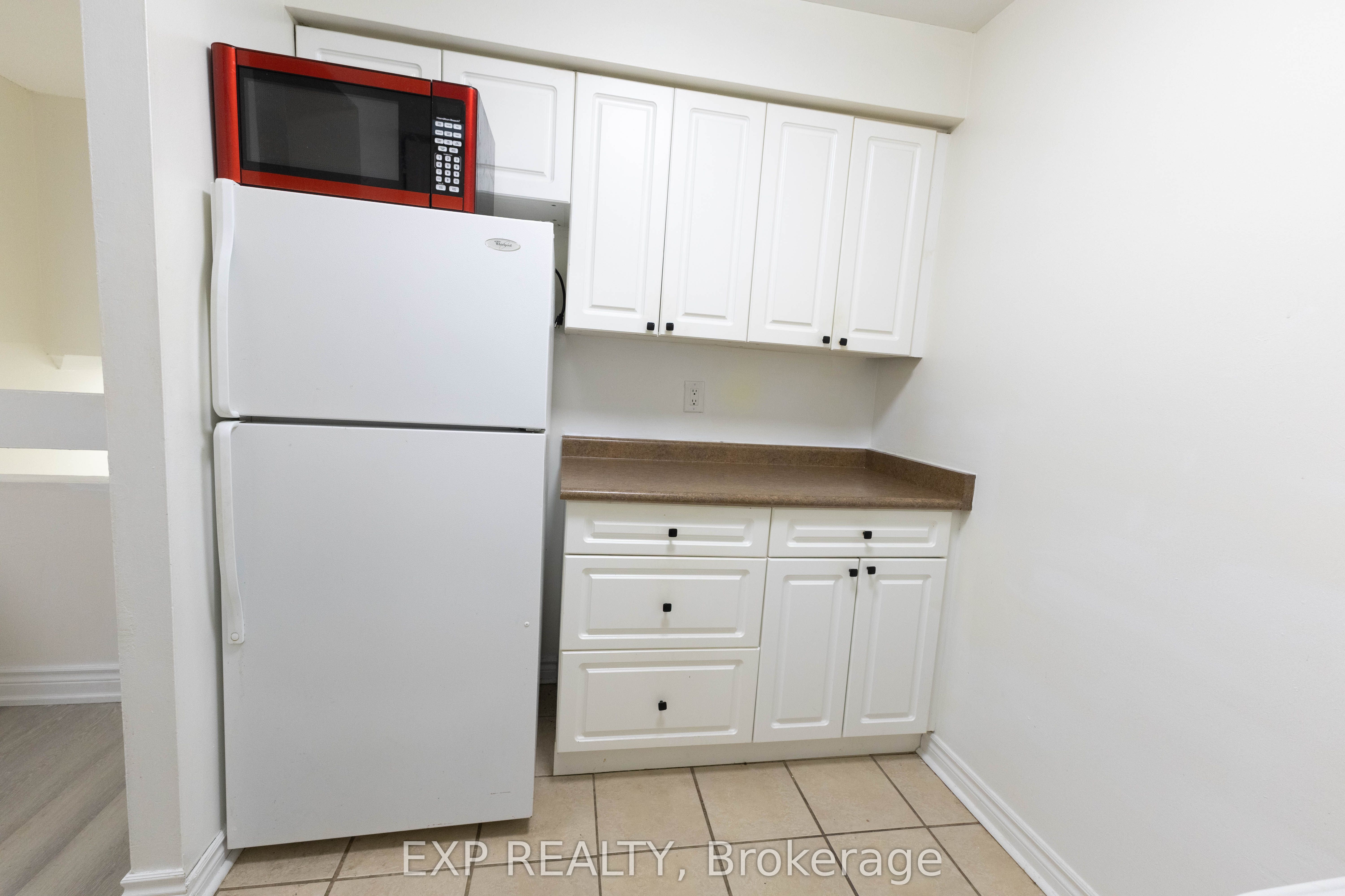 248 Milestone Crescent 120 Property Photo 6