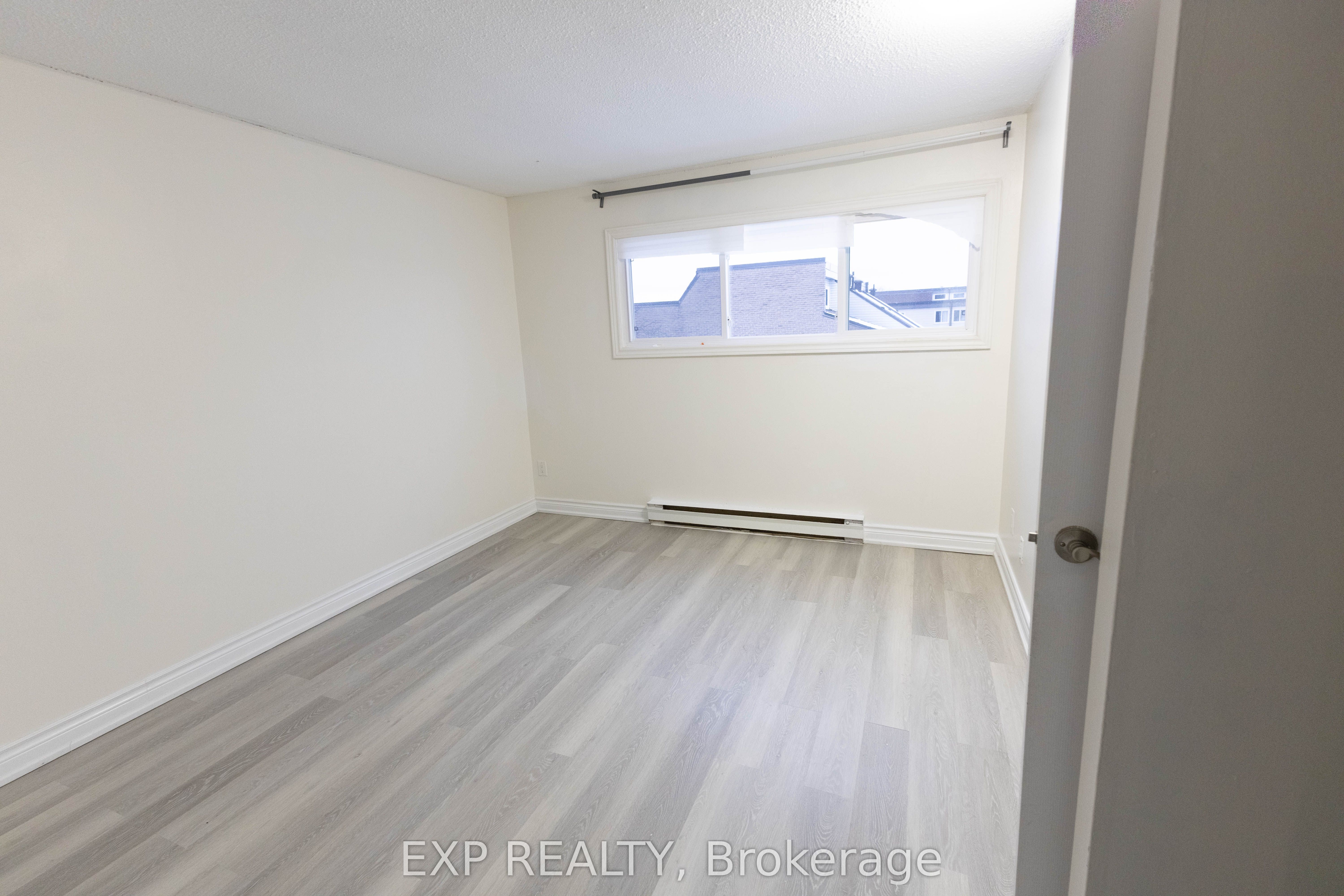 248 Milestone Crescent 120 Property Photo 12