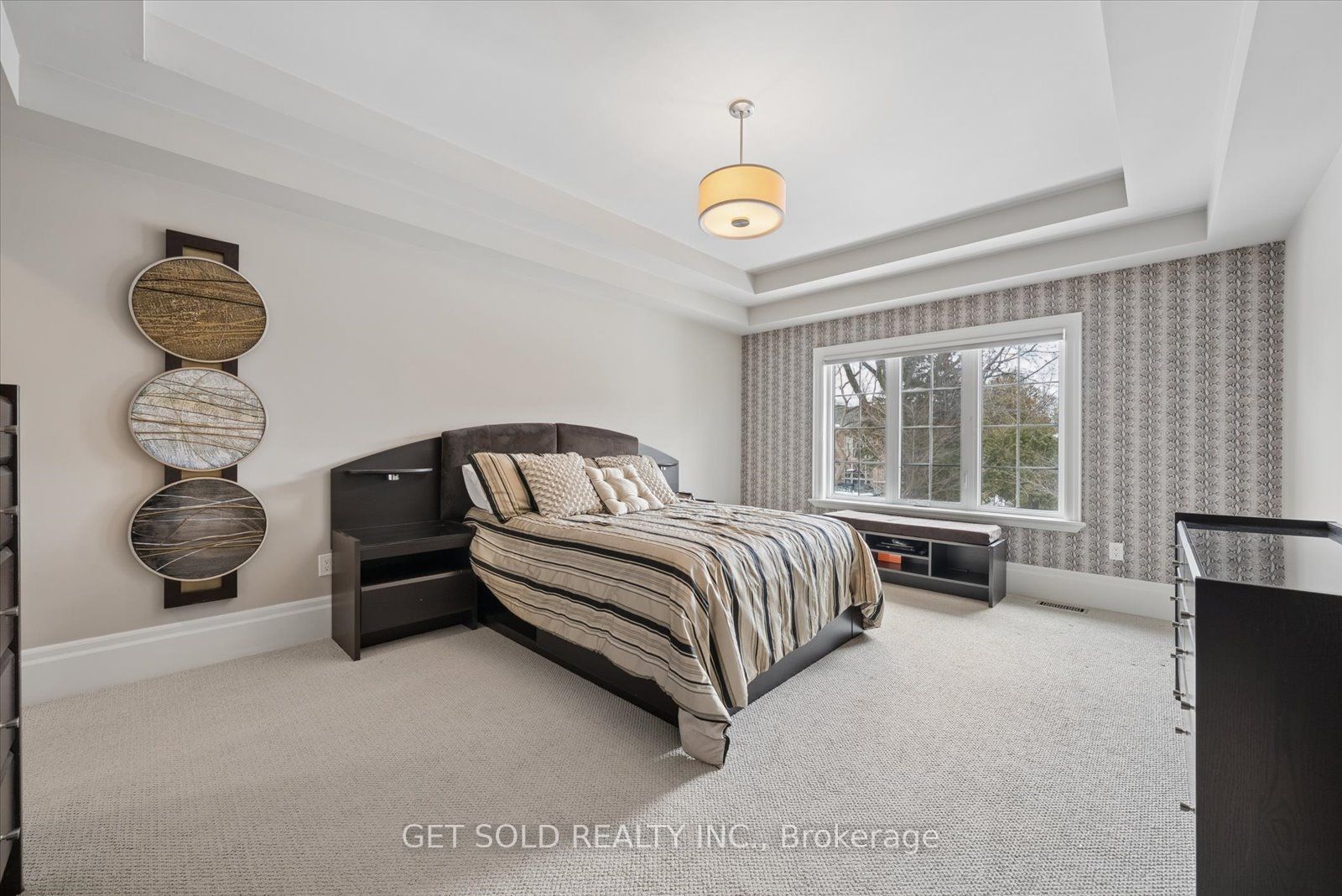 8 Thornhill Avenue Property Photo 27
