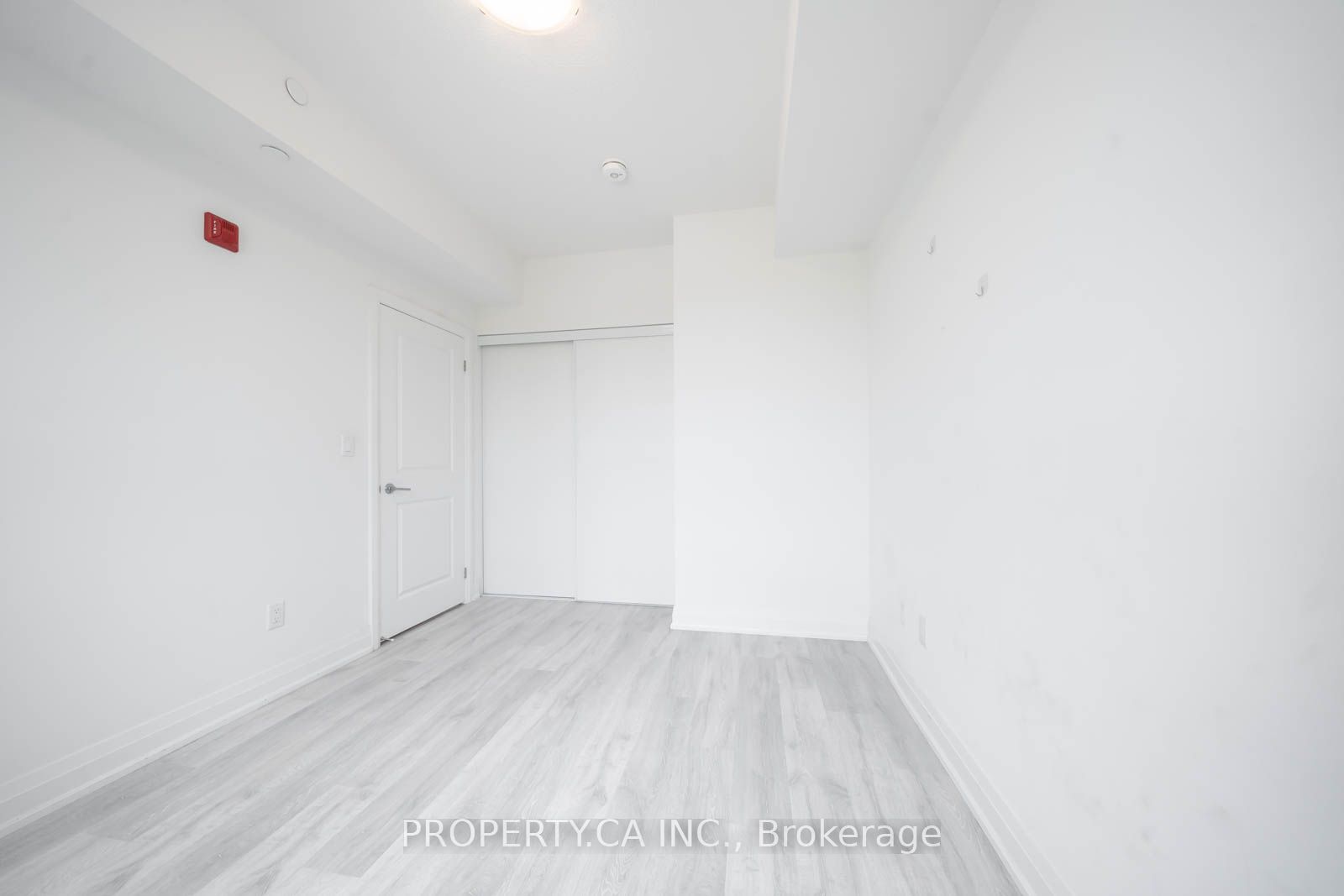 9700 Ninth Line 202 Property Photo 9