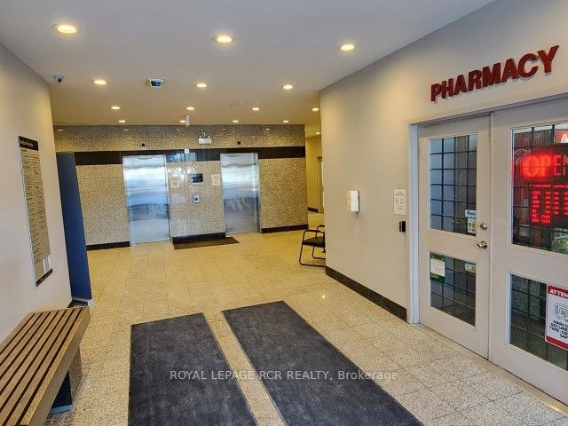 712 Davis Drive 207 Property Photo 2