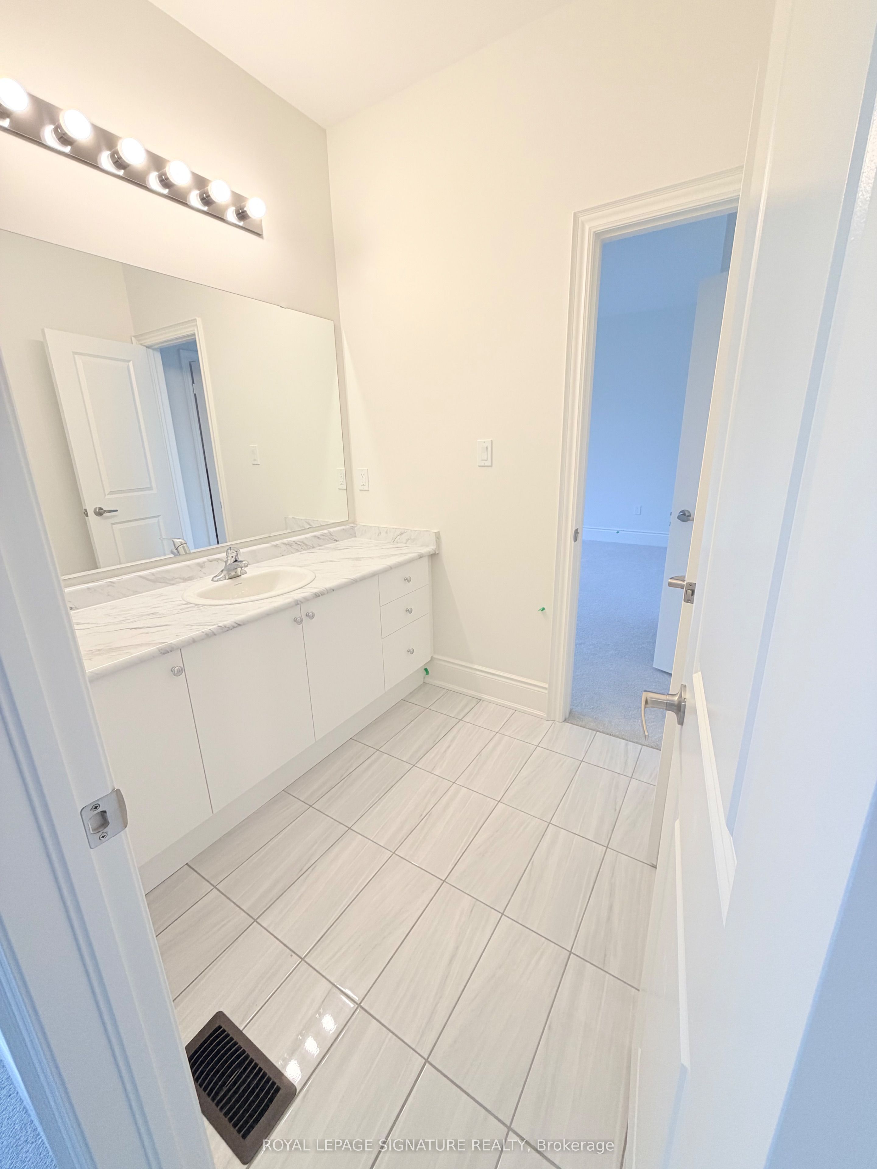 8 Art Leech Drive Property Photo 21