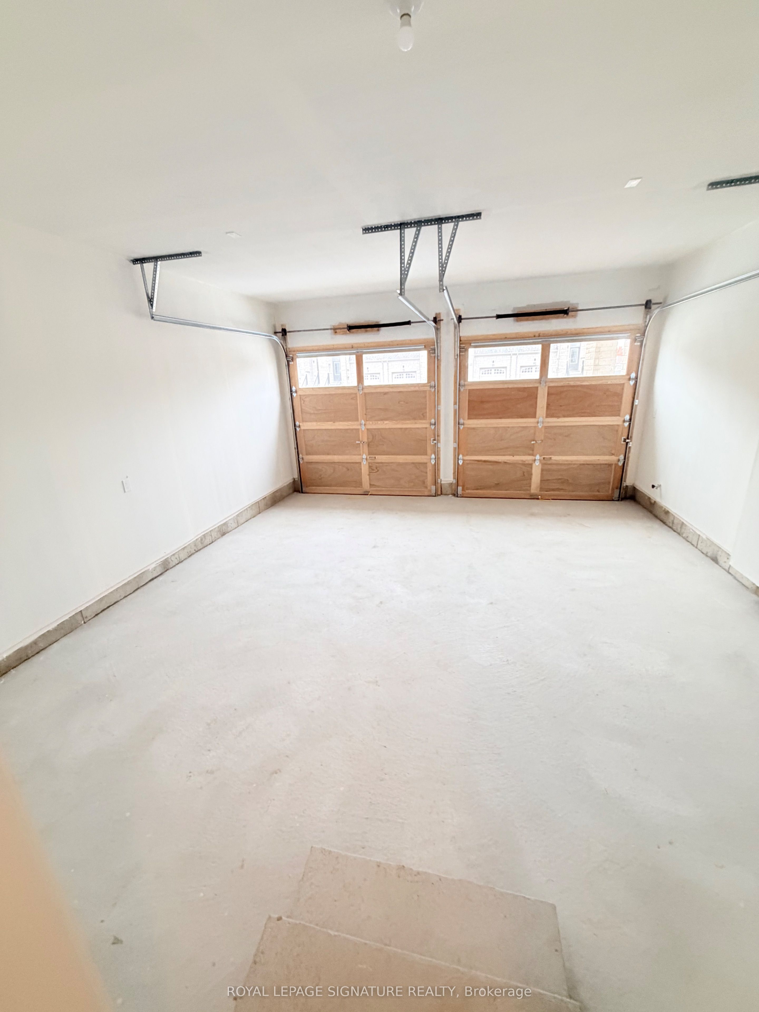 8 Art Leech Drive Property Photo 32