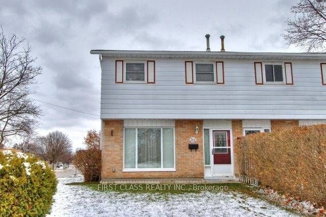 701 Leeder Court Property Photo 14