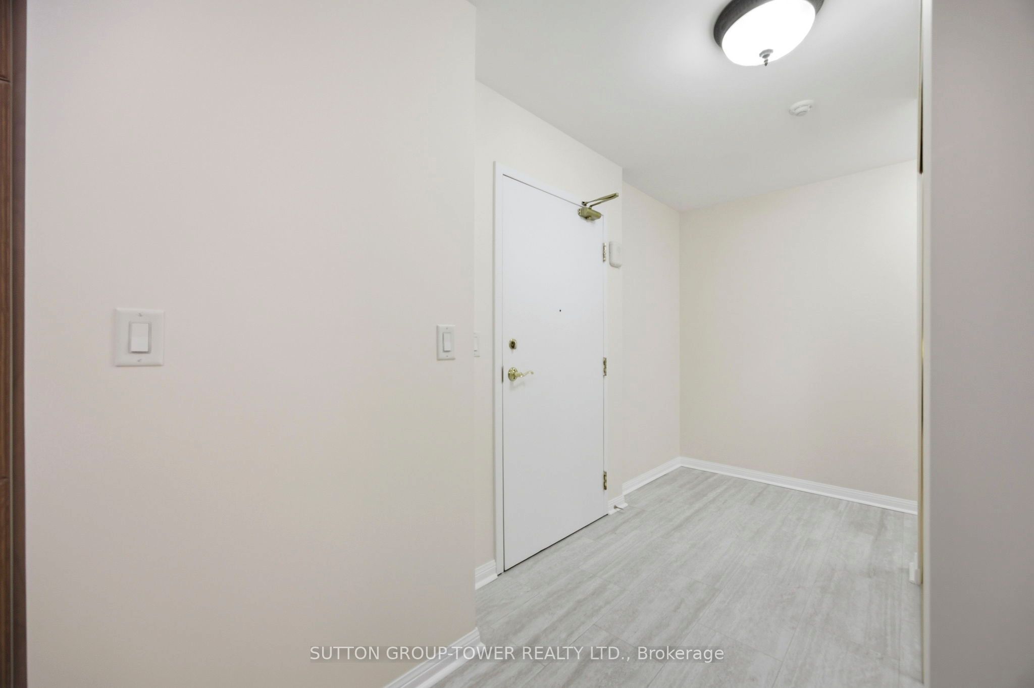 2500 Rutherford Road N 408 Property Photo 4