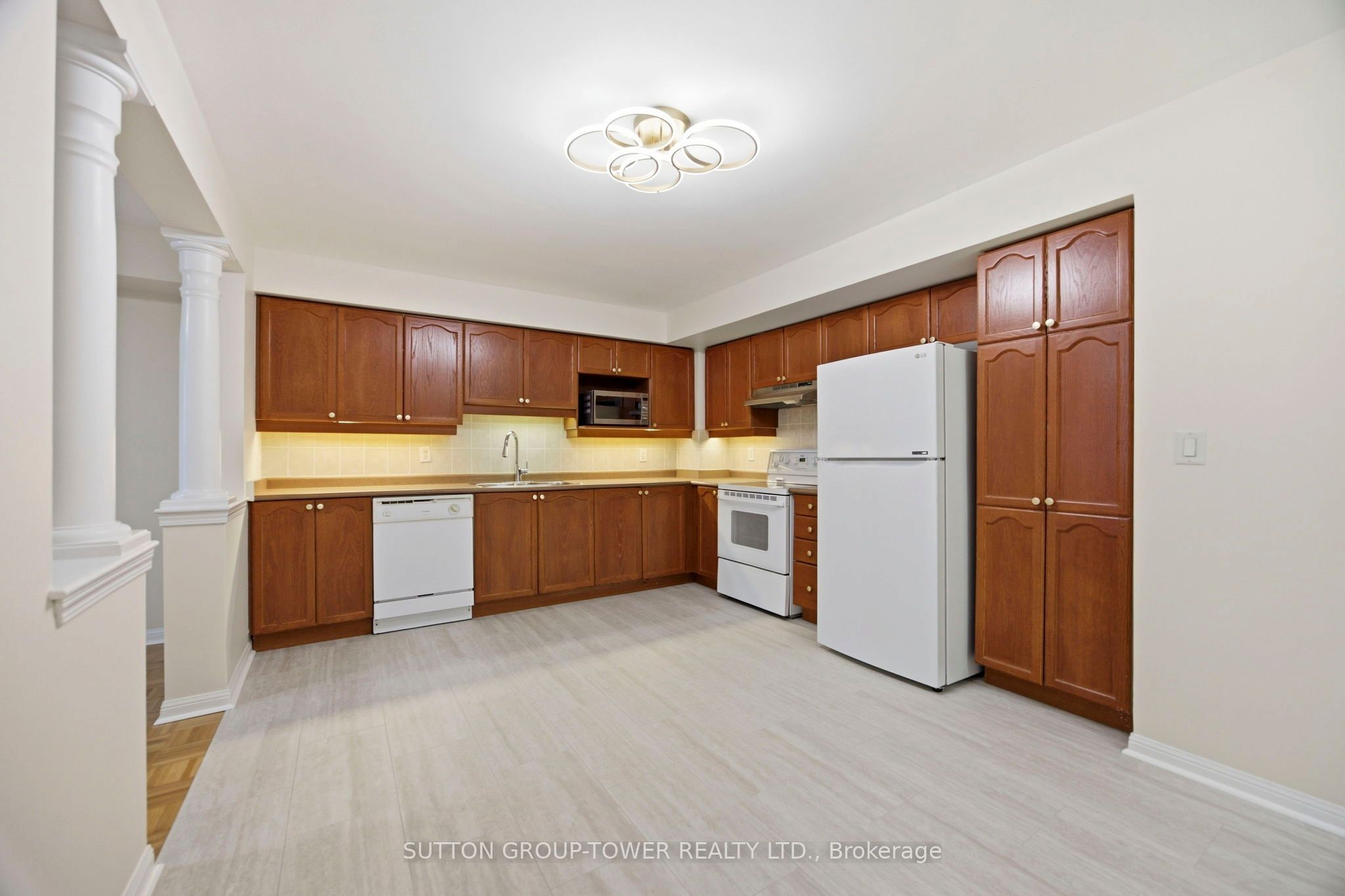 2500 Rutherford Road N 408 Property Photo 7