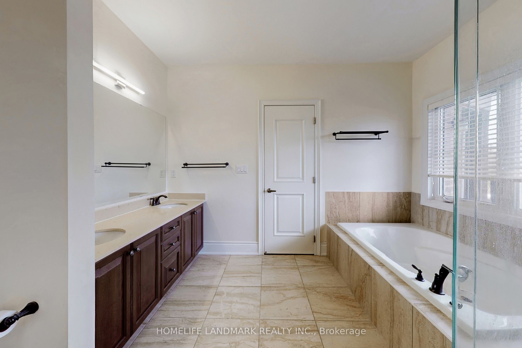 75 Hurst Avenue Property Photo 17