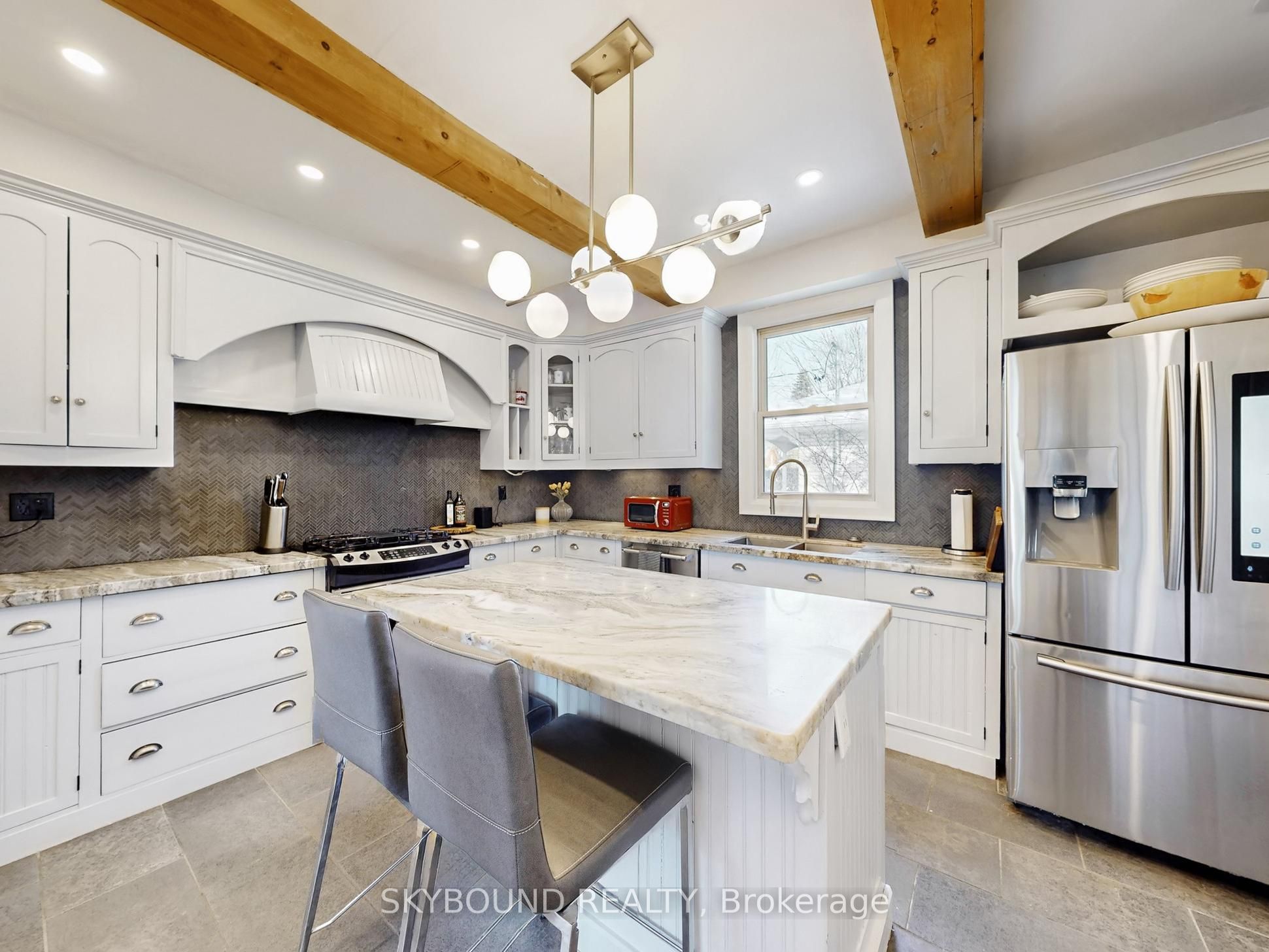 19 Spruce Street Property Photo 10