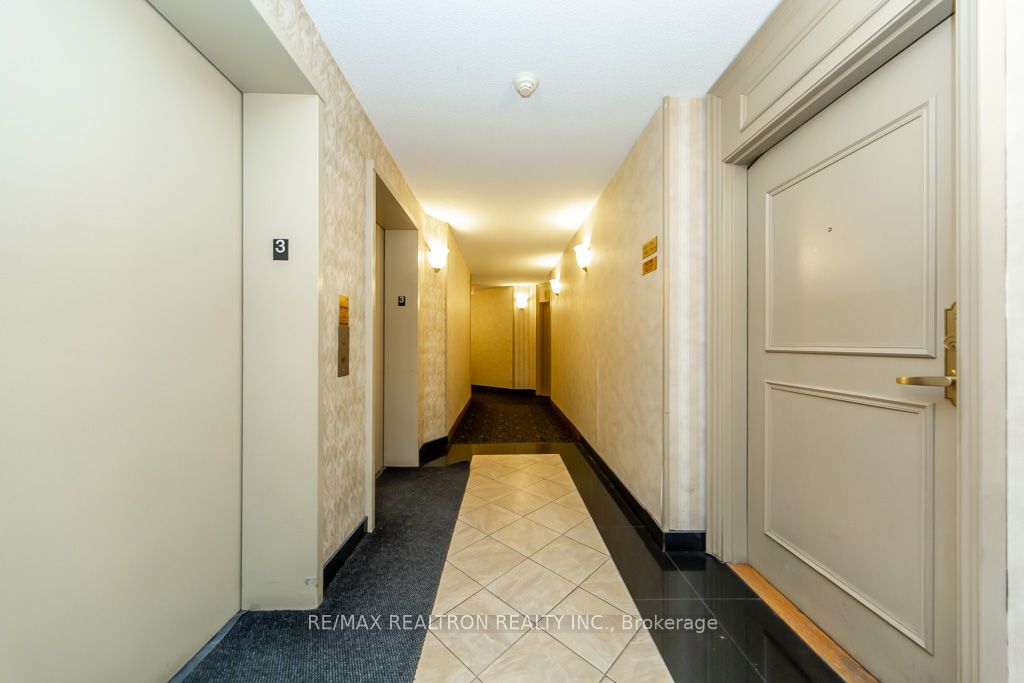 5 Emerald Lane 306 Property Photo 9