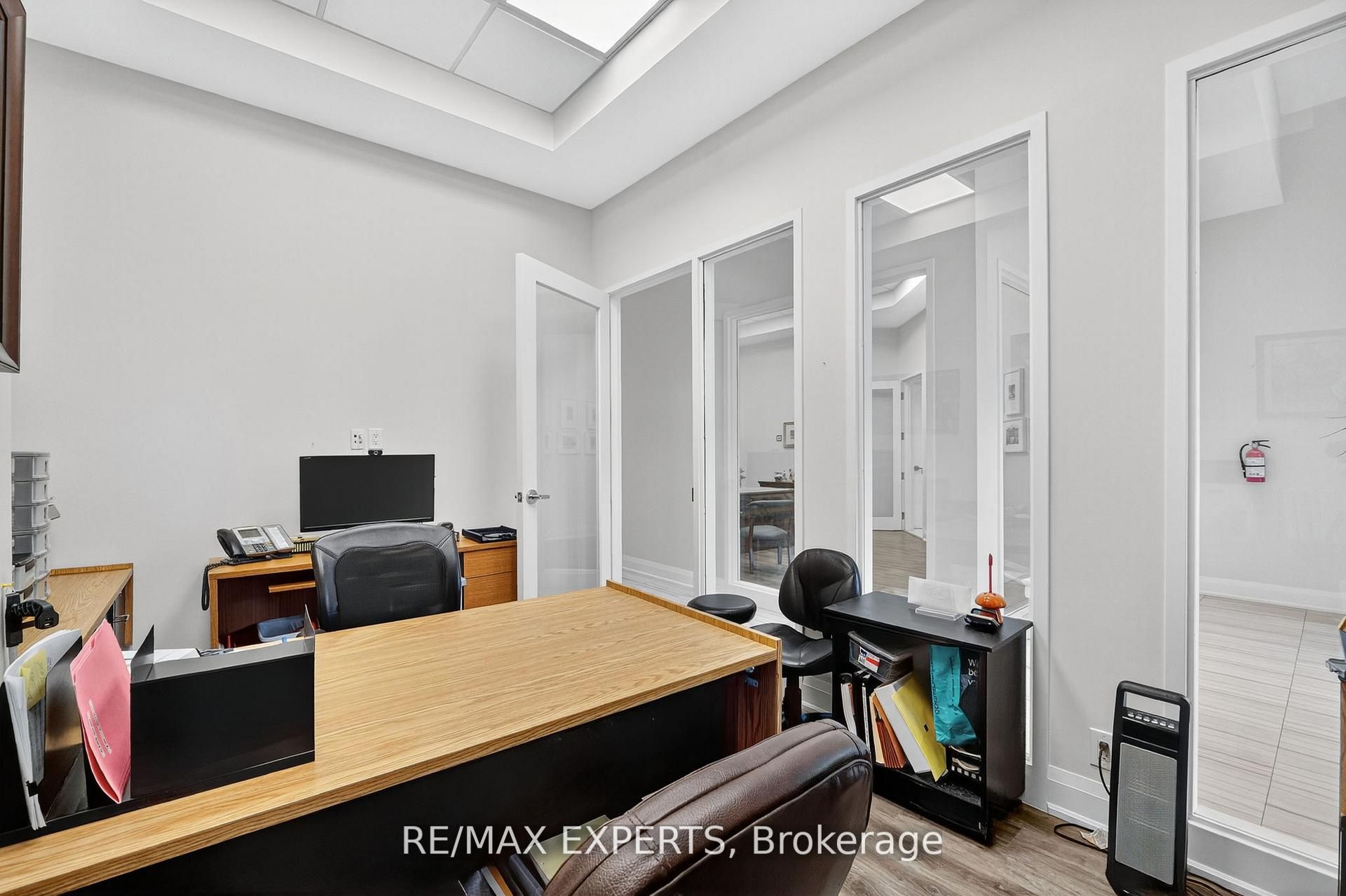 12 Woodstream Boulevard 6 Property Photo 13