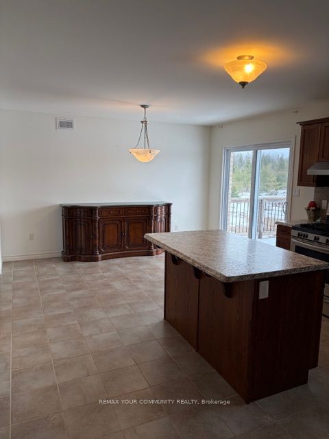 31750 Simcoe Street Property Photo 15