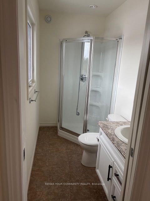 31750 Simcoe Street Property Photo 20