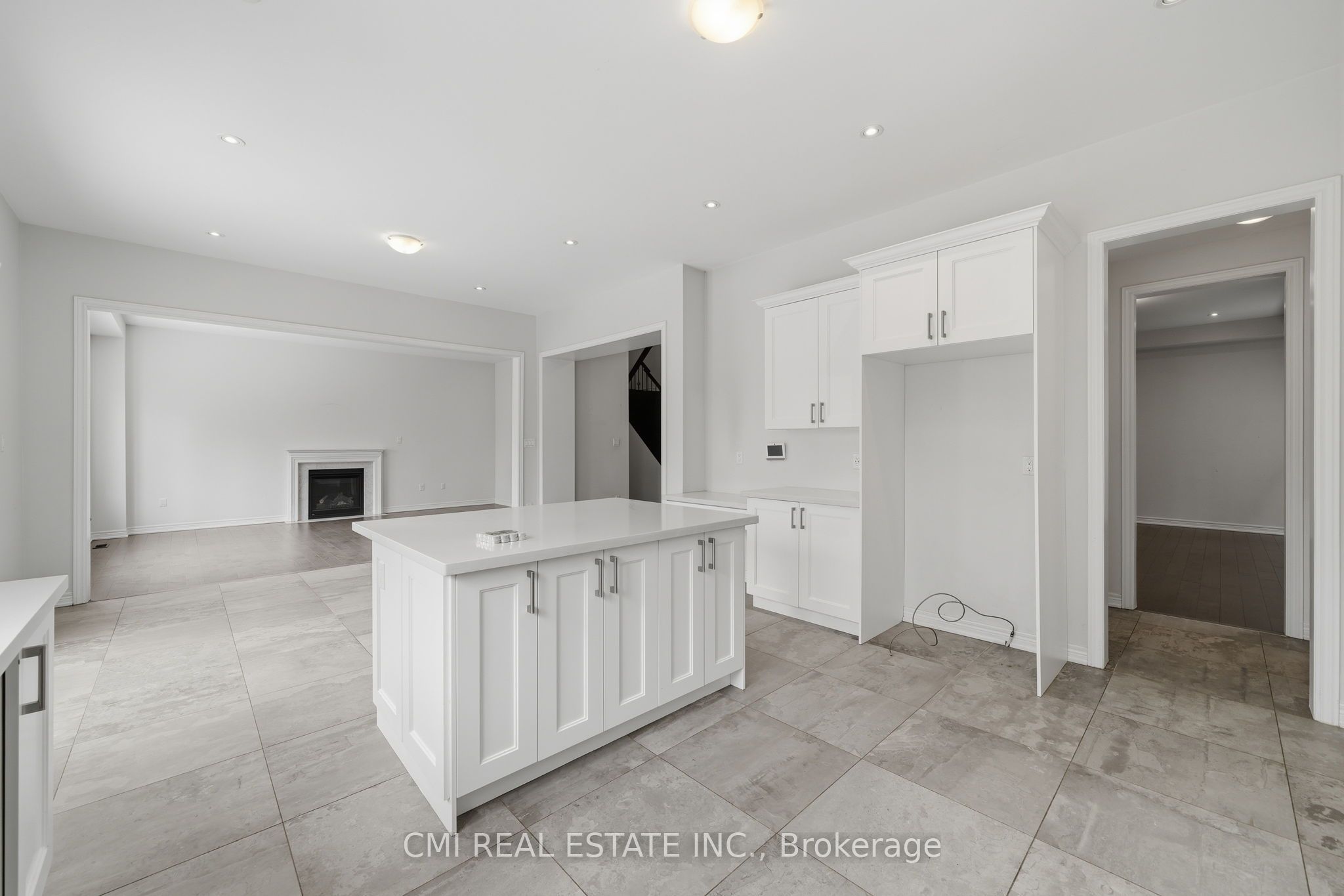 1659 Emberton Way Property Photo 10