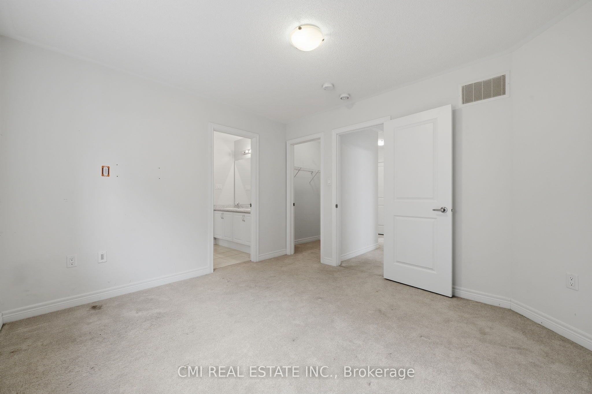 1659 Emberton Way Property Photo 21