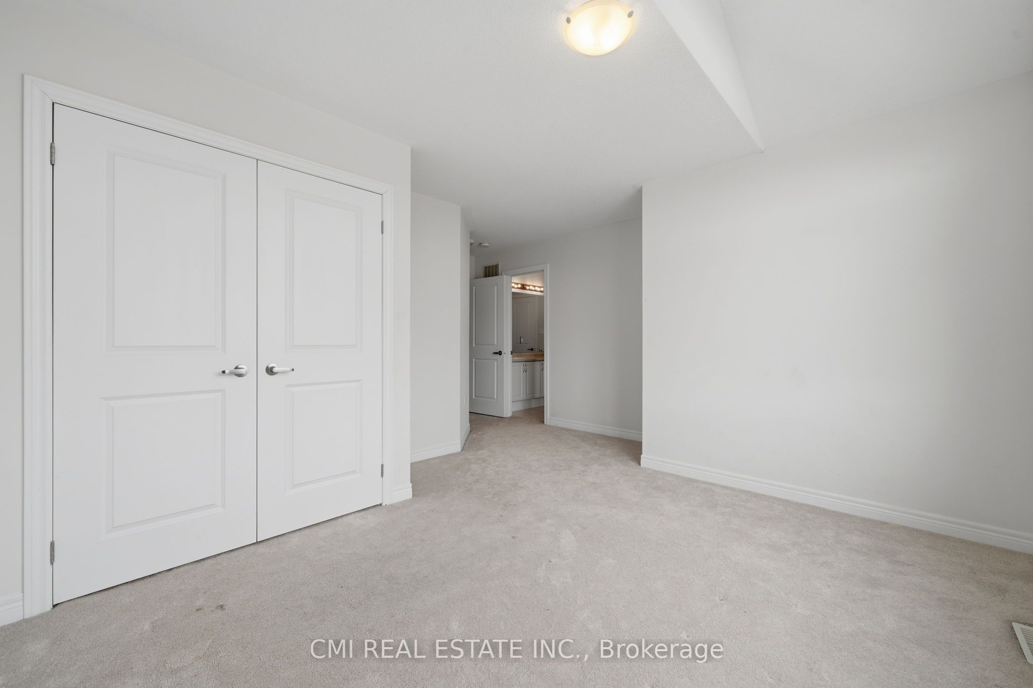 1659 Emberton Way Property Photo 23