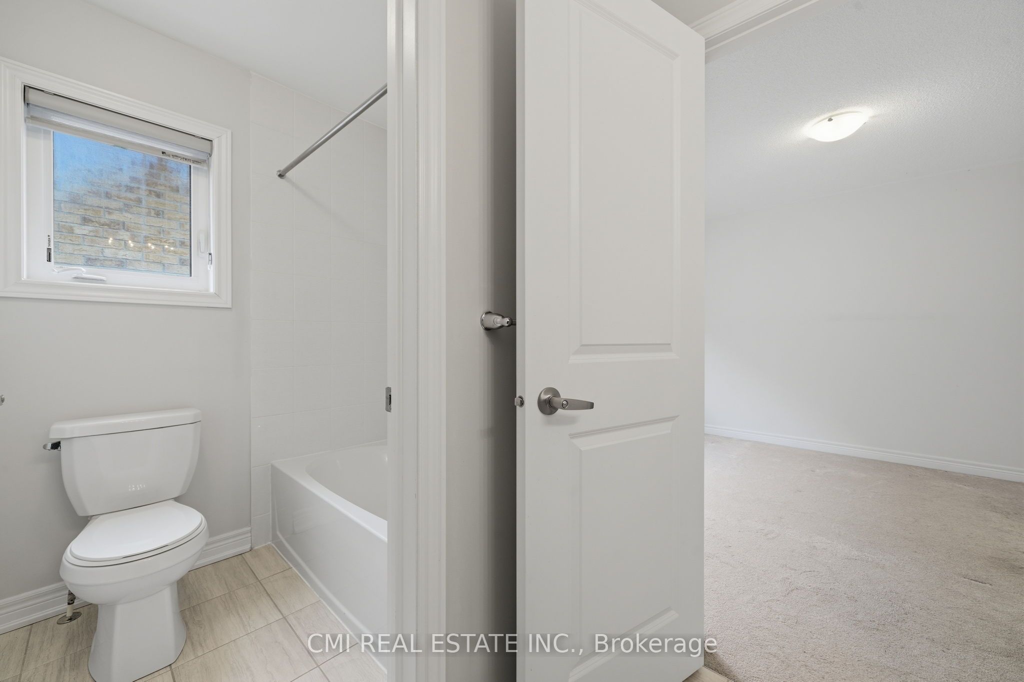 1659 Emberton Way Property Photo 31