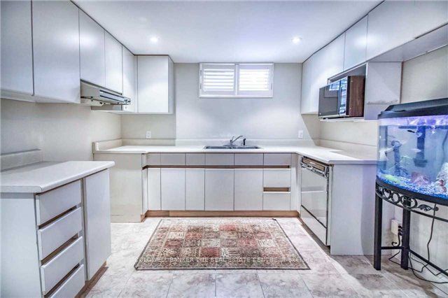4 Orlon Crescent Property Photo 11