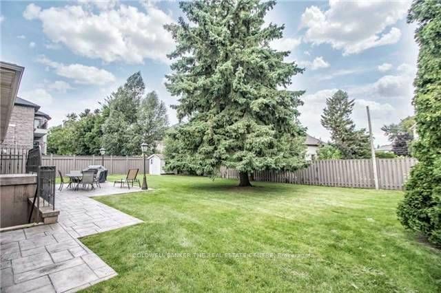 4 Orlon Crescent Property Photo 16