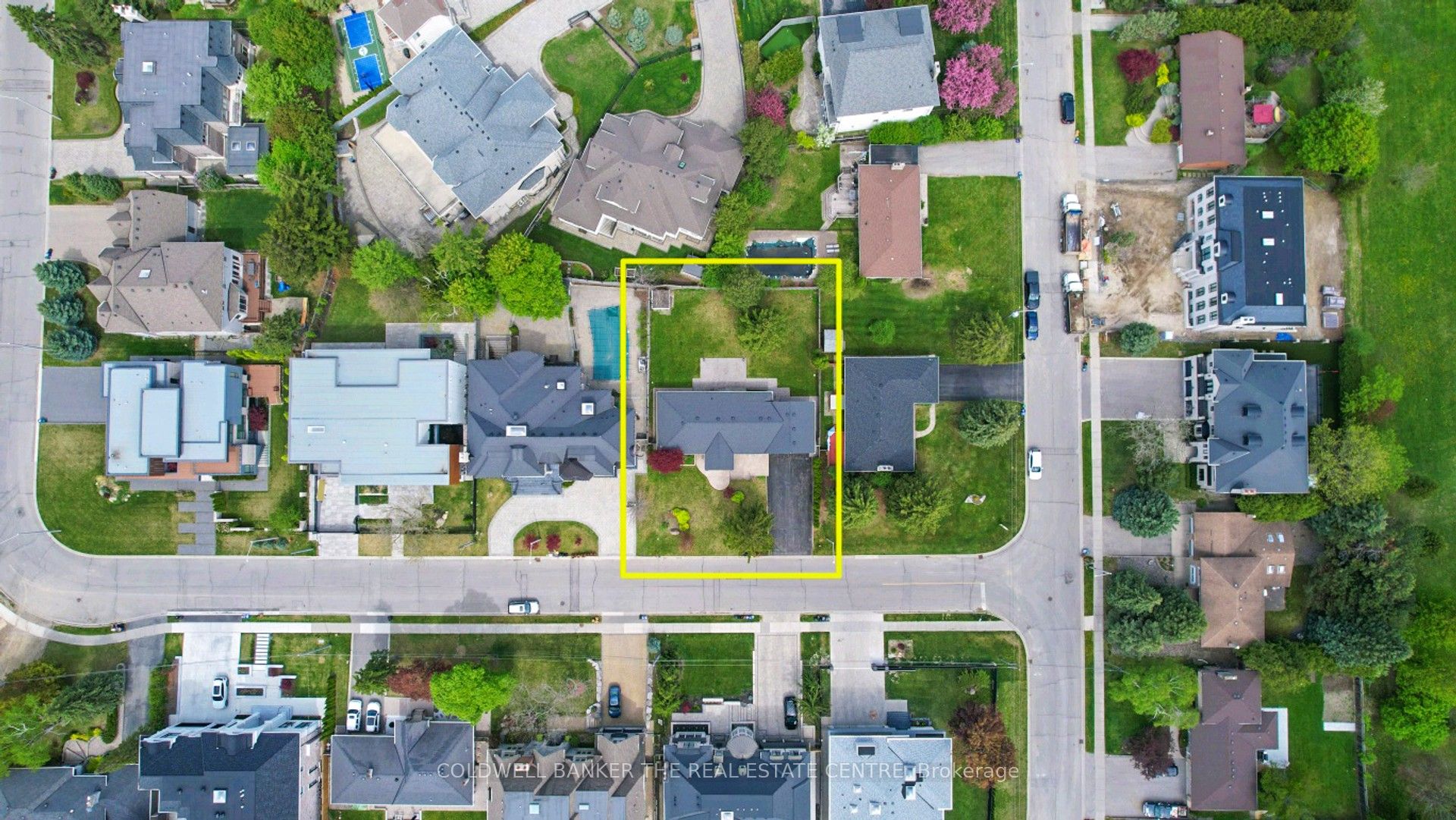 4 Orlon Crescent Property Photo 20