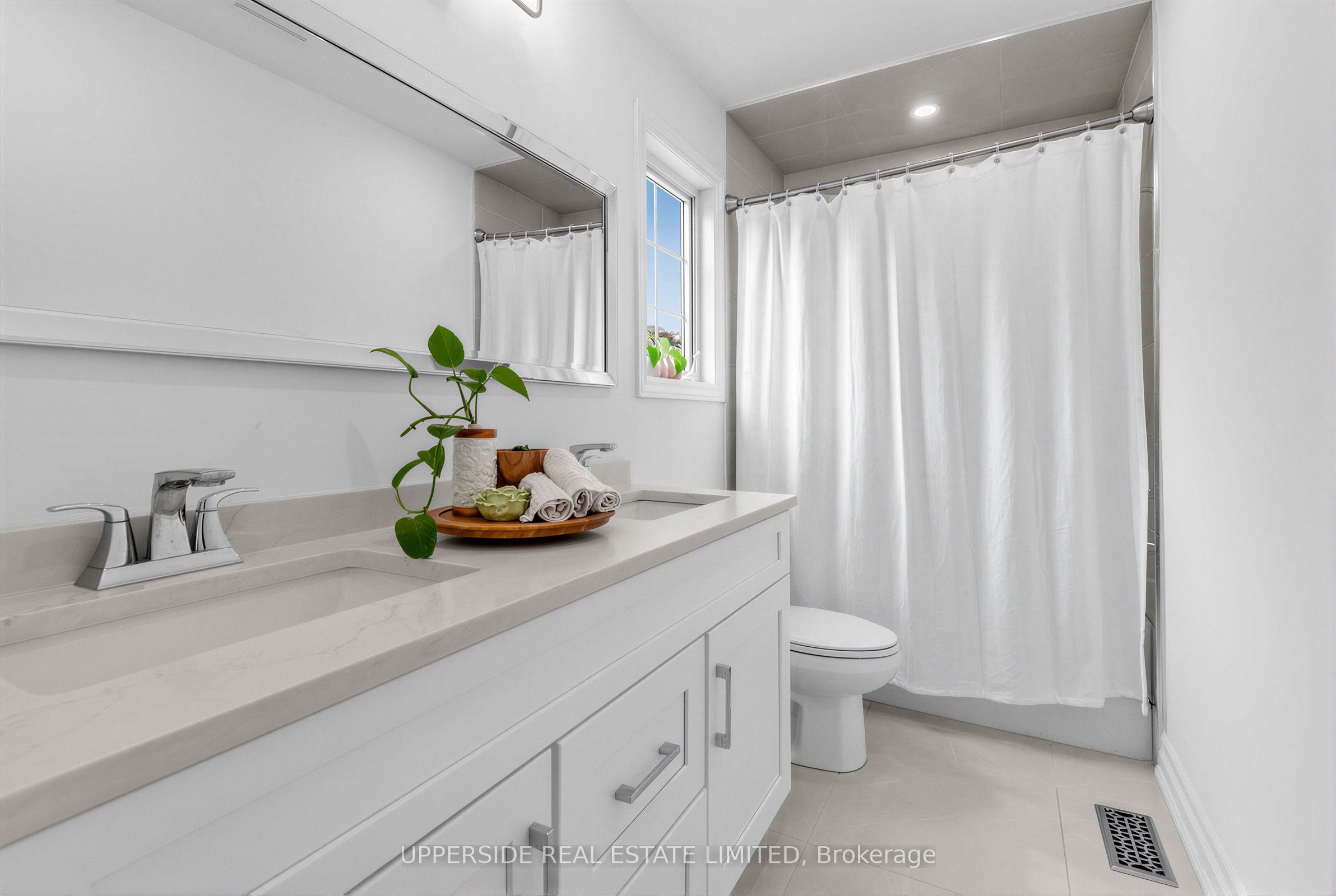 986 Stonehaven Avenue Property Photo 26