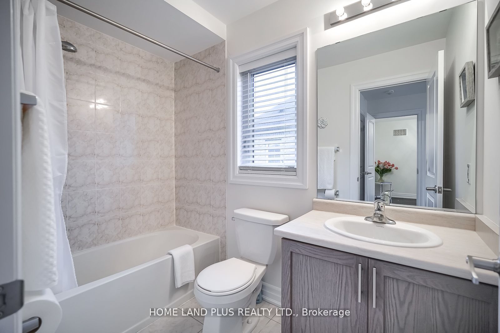 1798 Emberton Way Property Photo 34