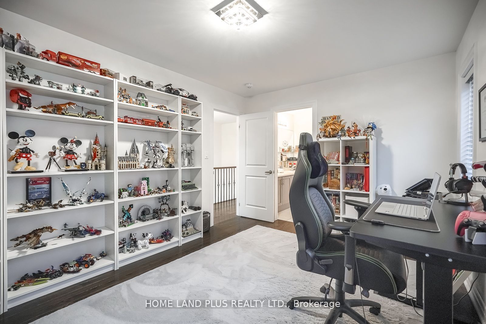 1798 Emberton Way Property Photo 35