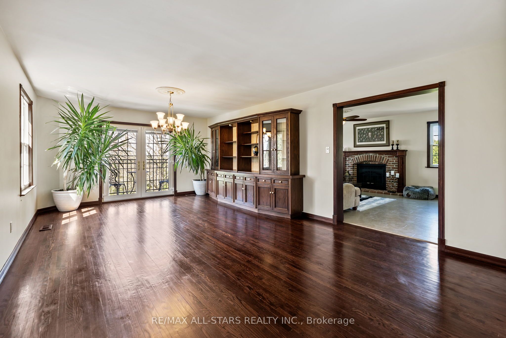 396 Ashworth Road Property Photo 6