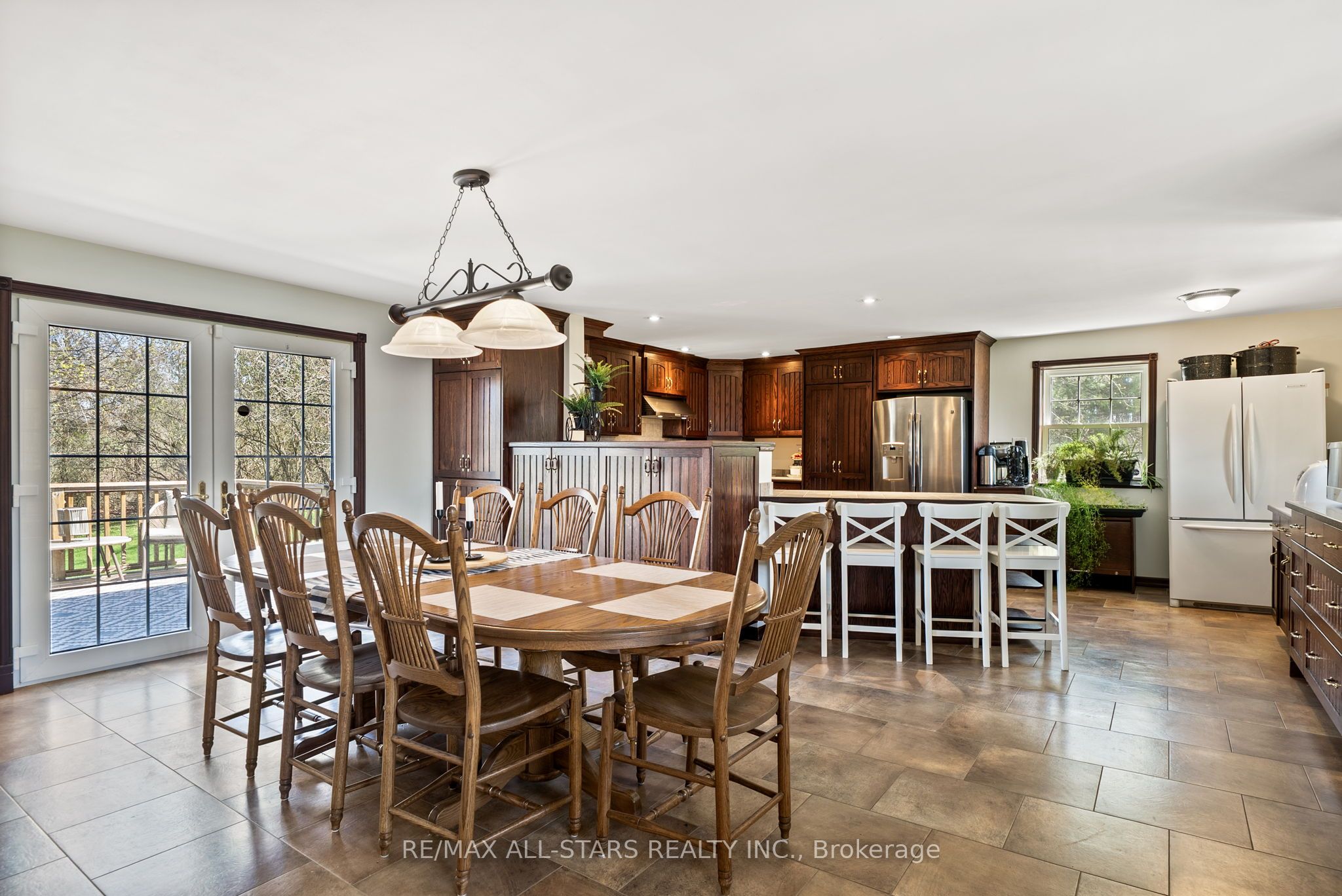396 Ashworth Road Property Photo 13