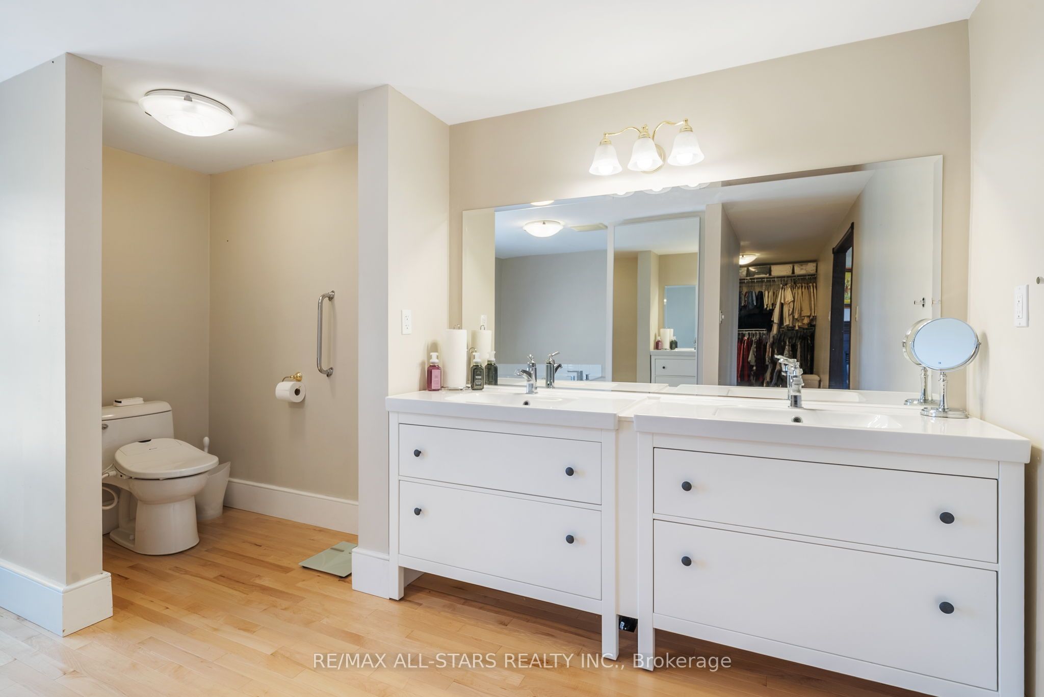 396 Ashworth Road Property Photo 18