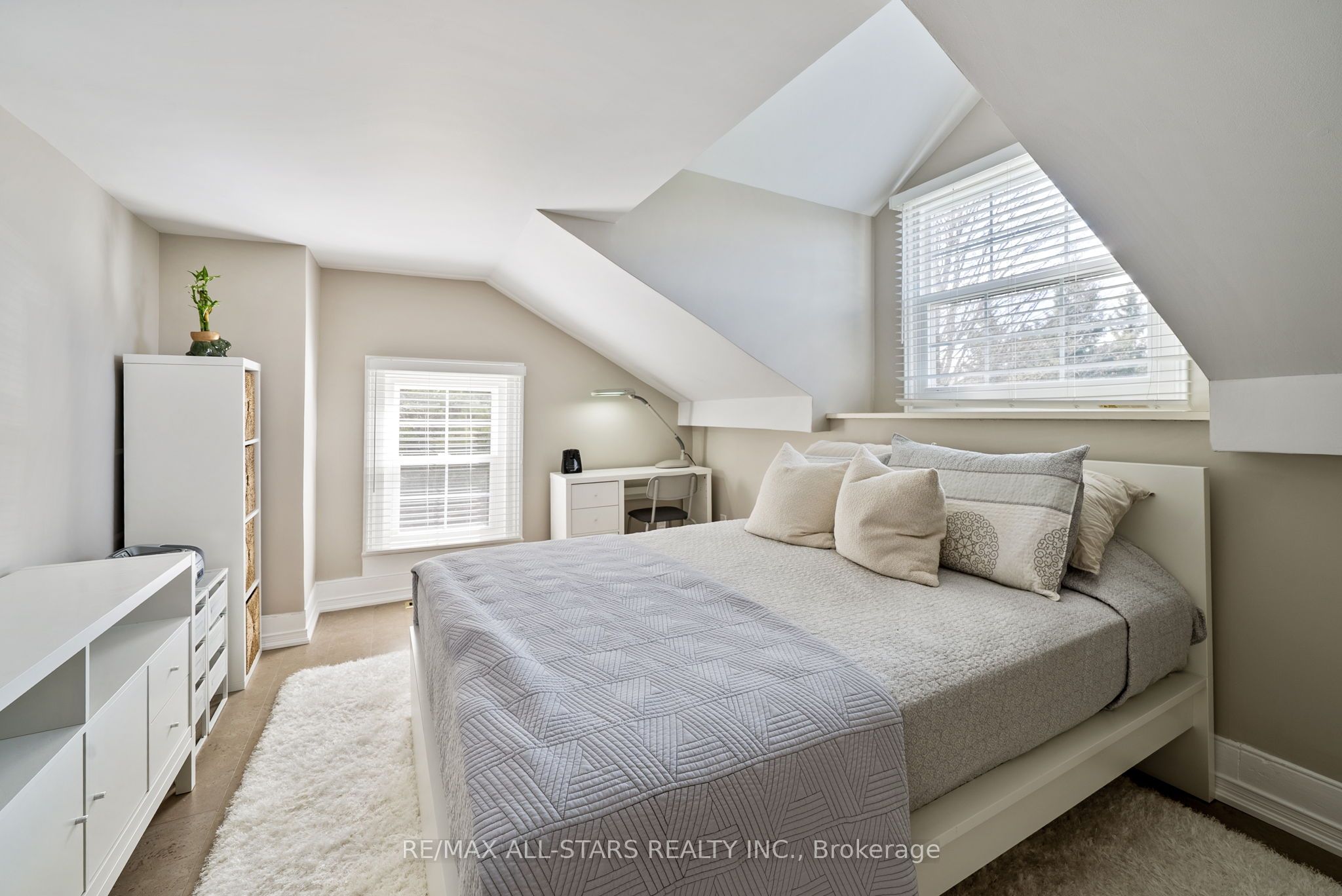 396 Ashworth Road Property Photo 27