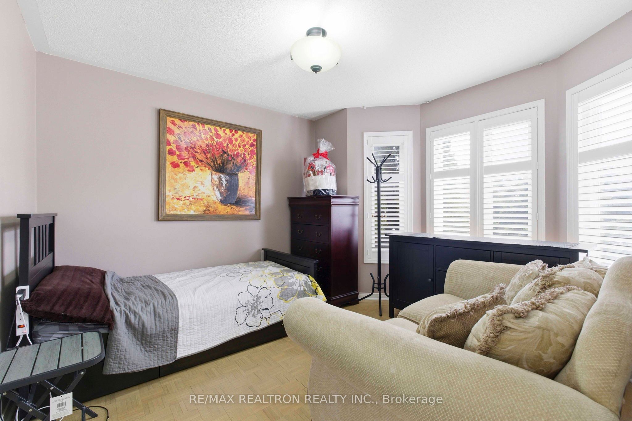 68 Lavender Place Property Photo 5