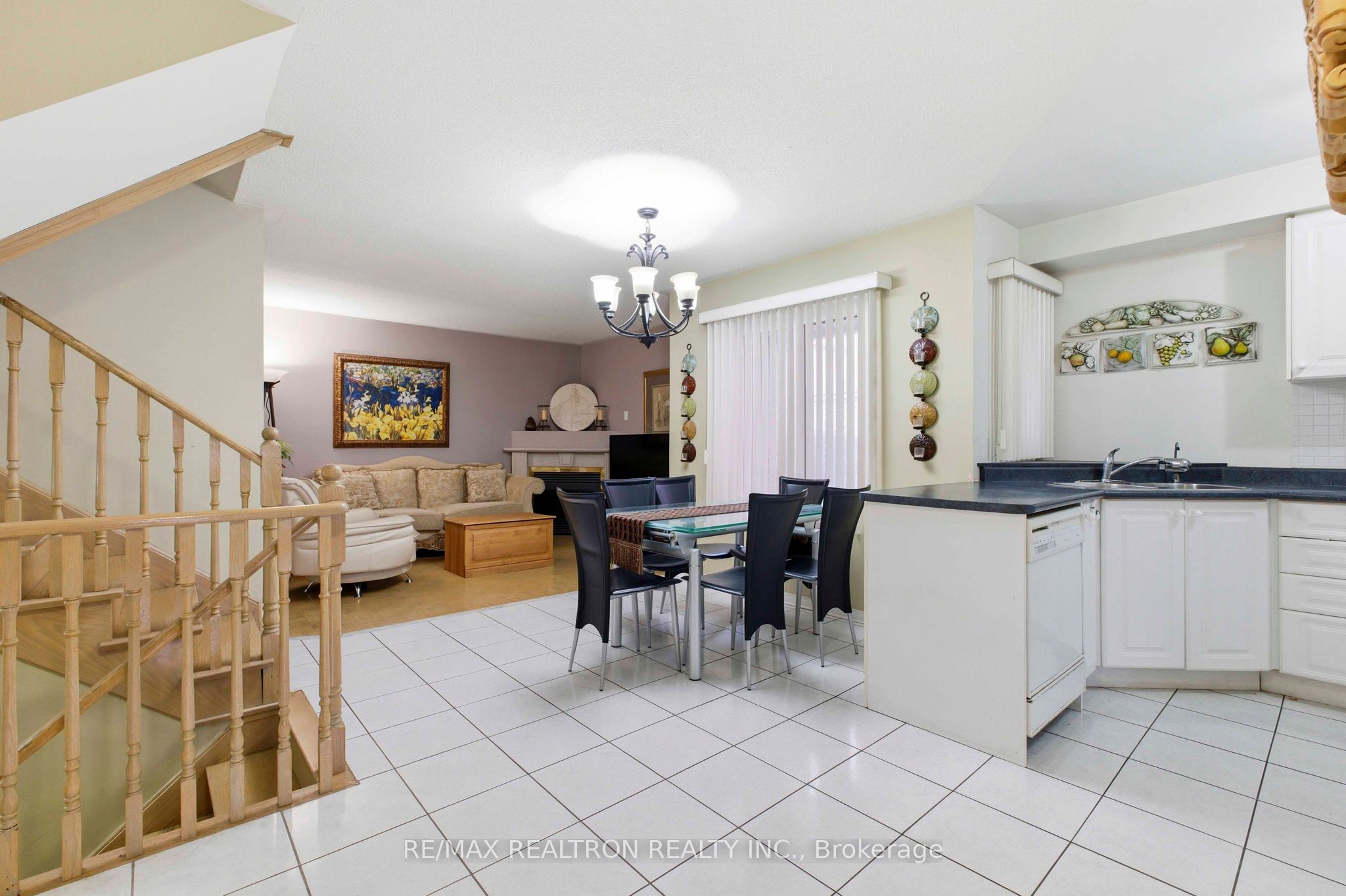 68 Lavender Place Property Photo 7