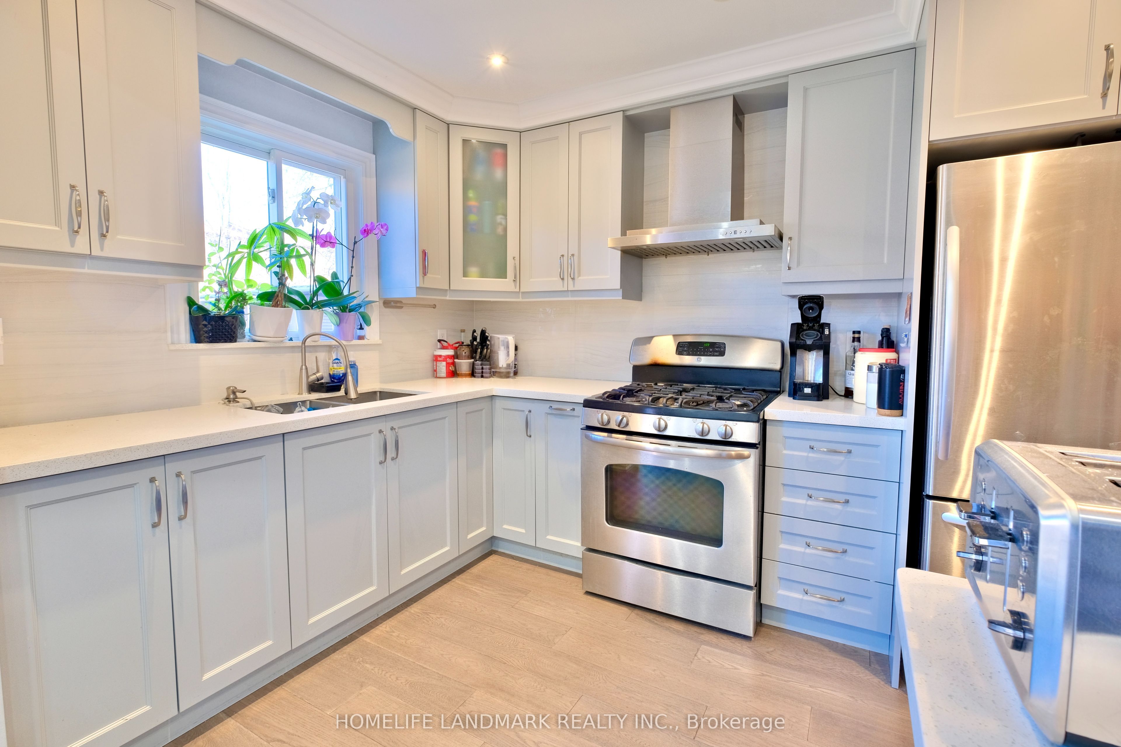 109 Tangmere Crescent Property Photo 1