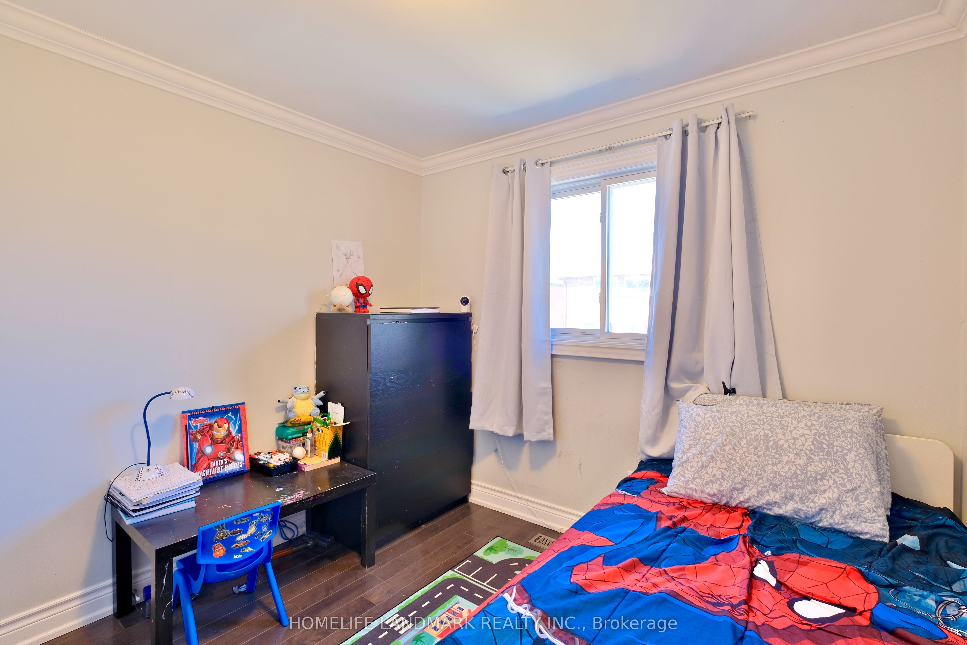 109 Tangmere Crescent Property Photo 18