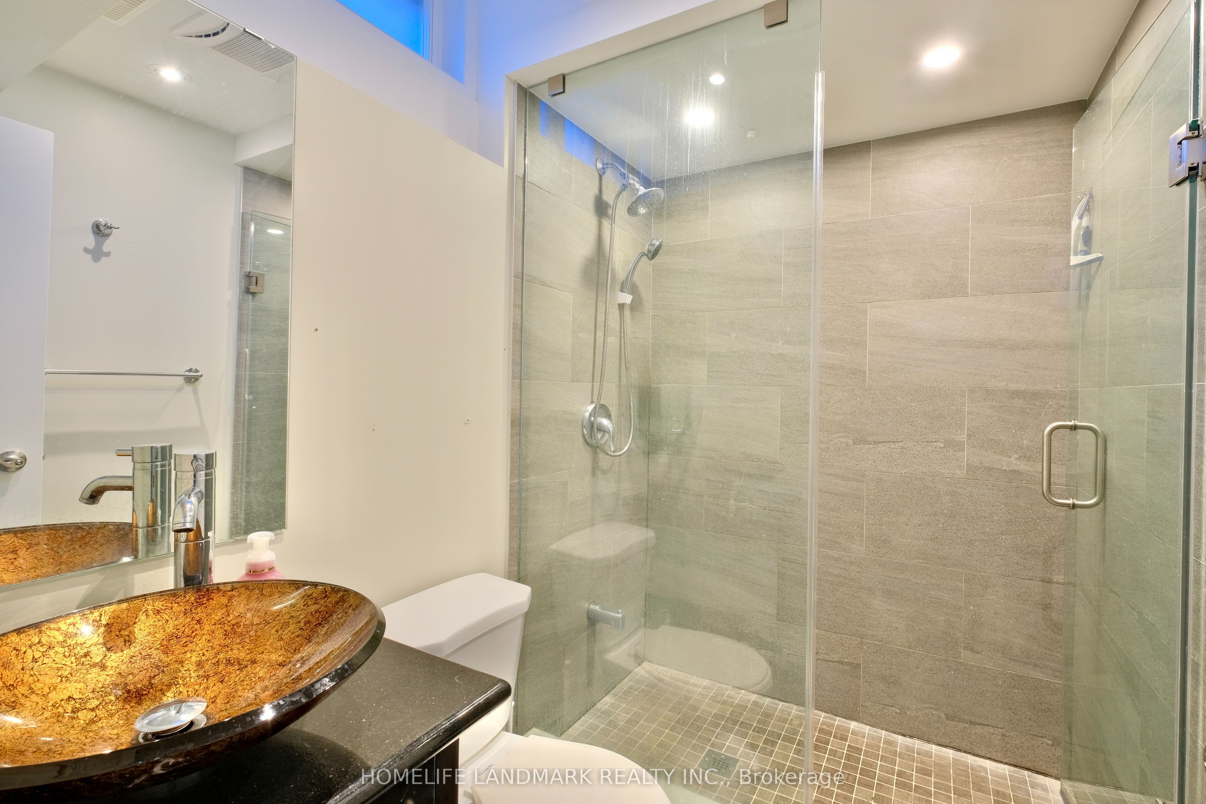 109 Tangmere Crescent Property Photo 19
