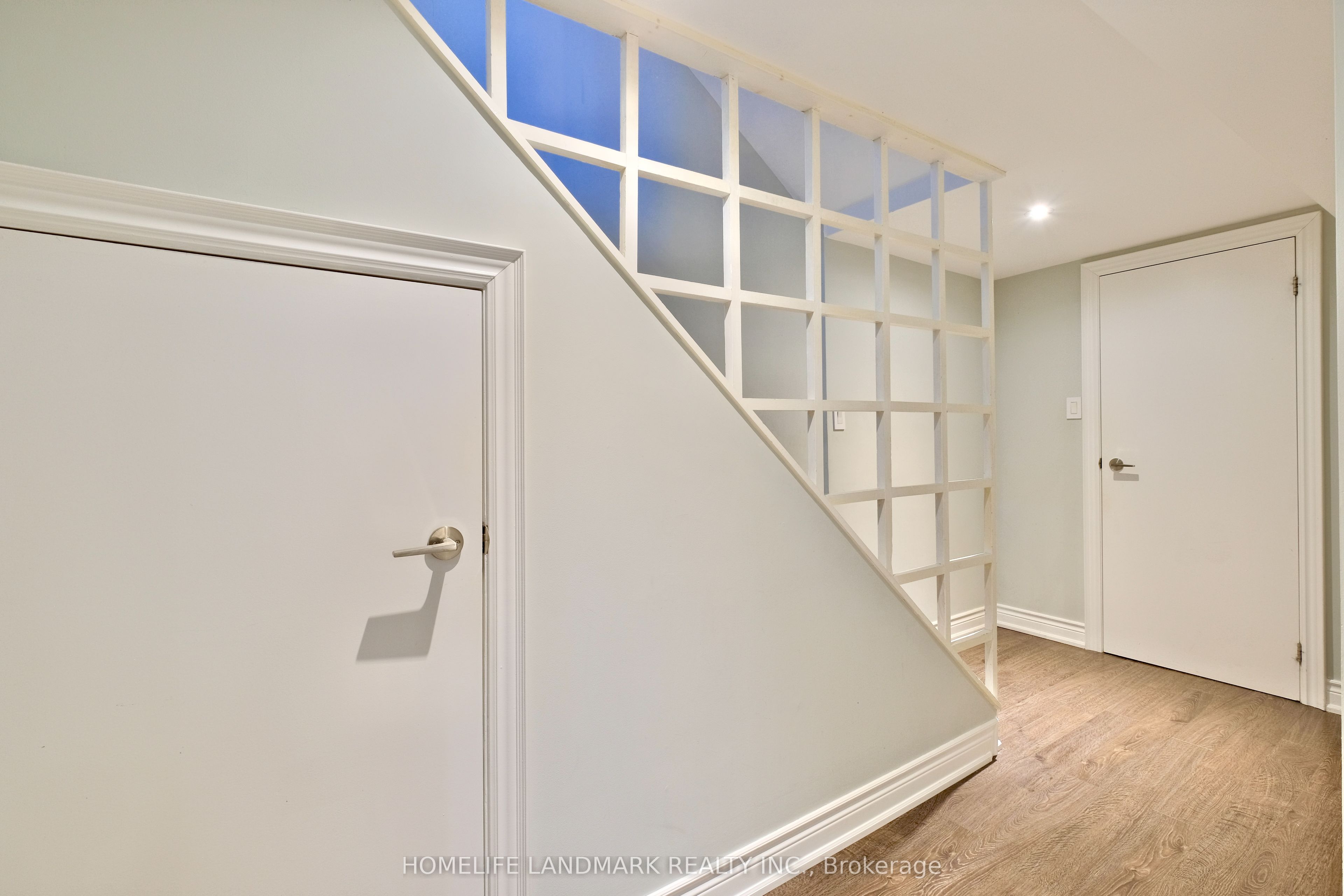 109 Tangmere Crescent Property Photo 22