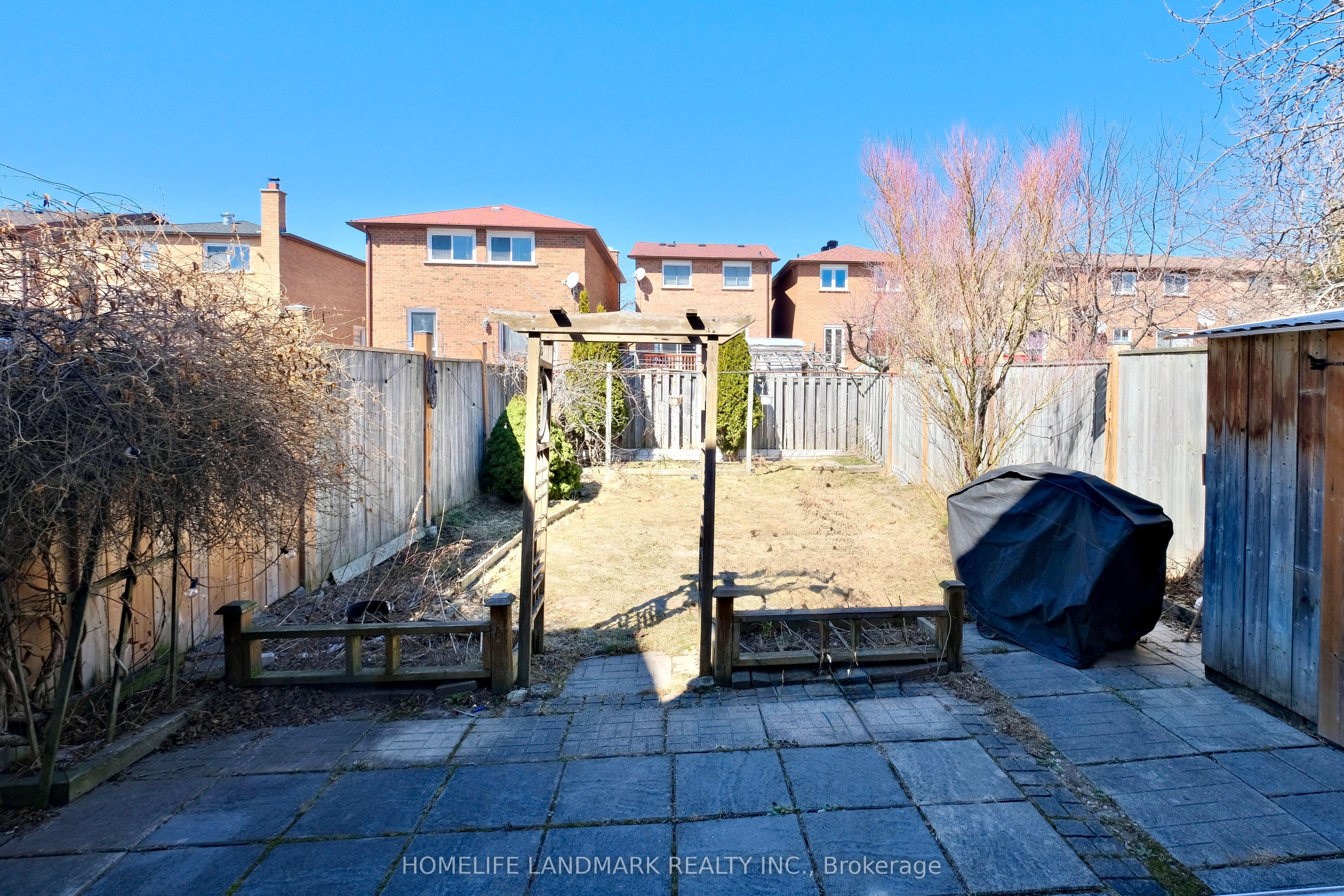 109 Tangmere Crescent Property Photo 24