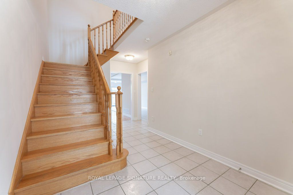 55 Pottery Place Property Photo 5