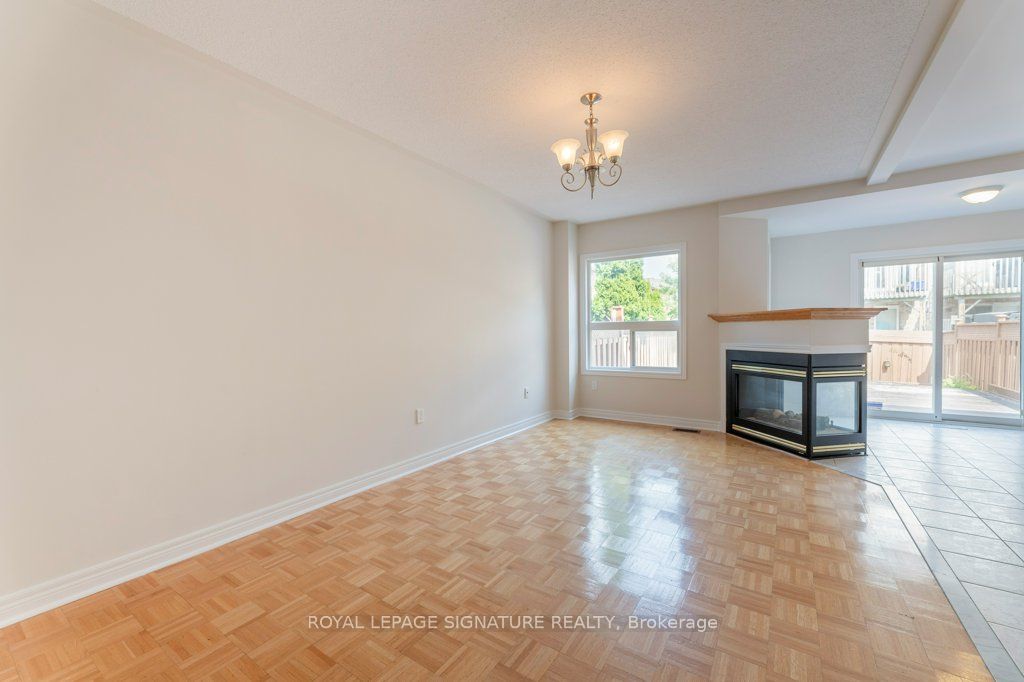 55 Pottery Place Property Photo 6