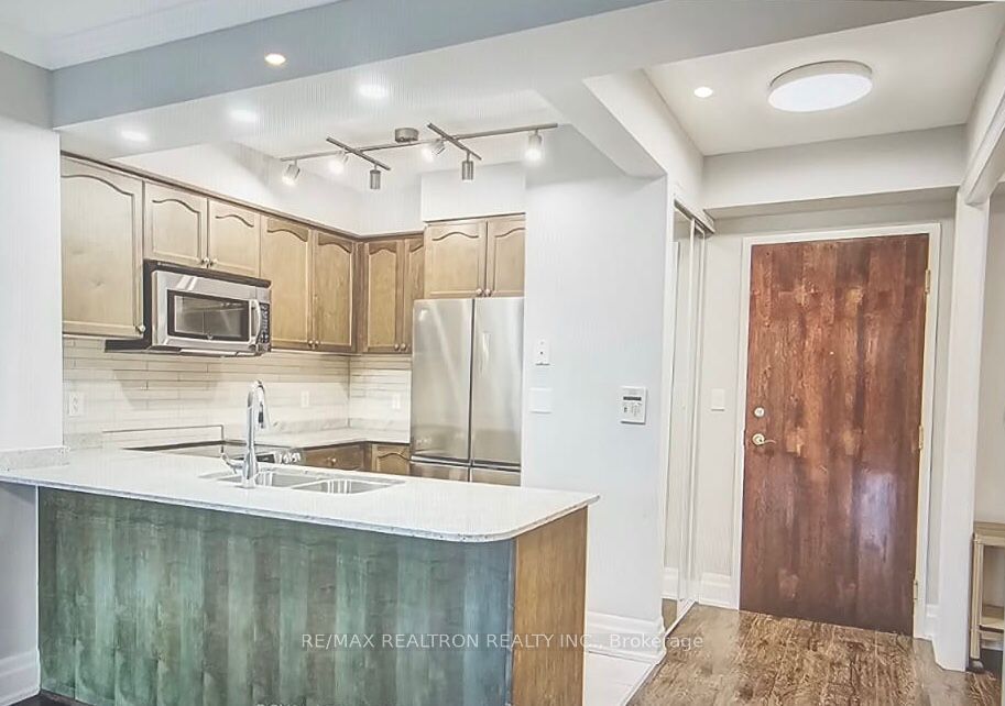100 Promenade Circle 210 Property Photo 8