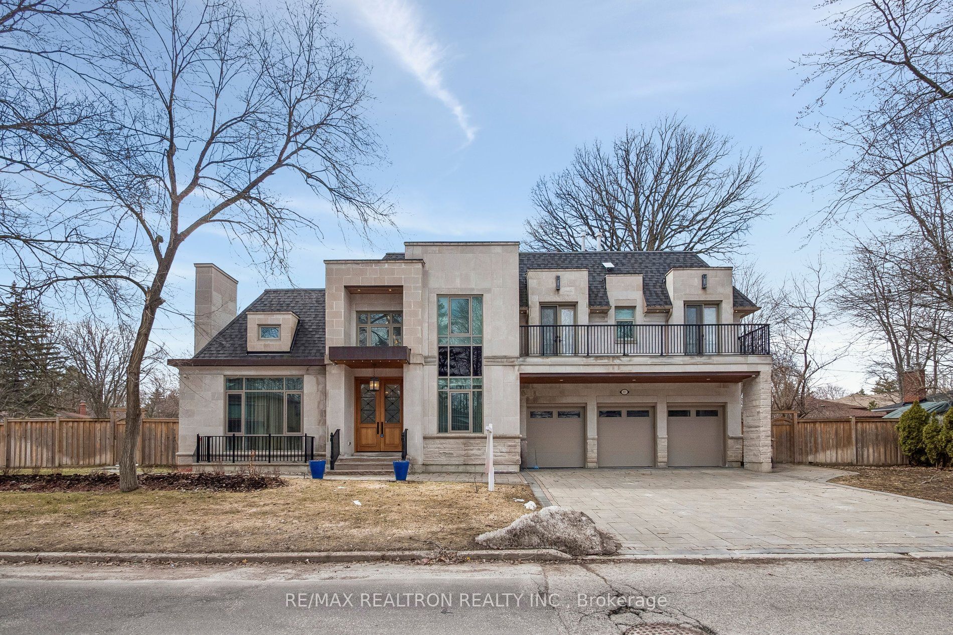 12 Miner Circle Property Photo 1