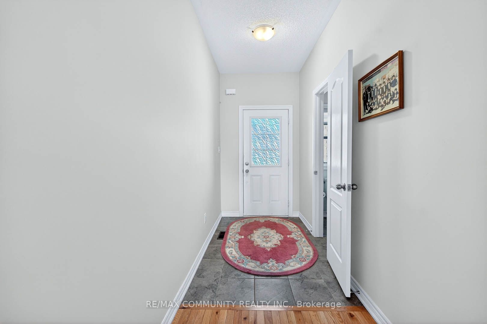 1228 Peelar Crescent Property Photo 2