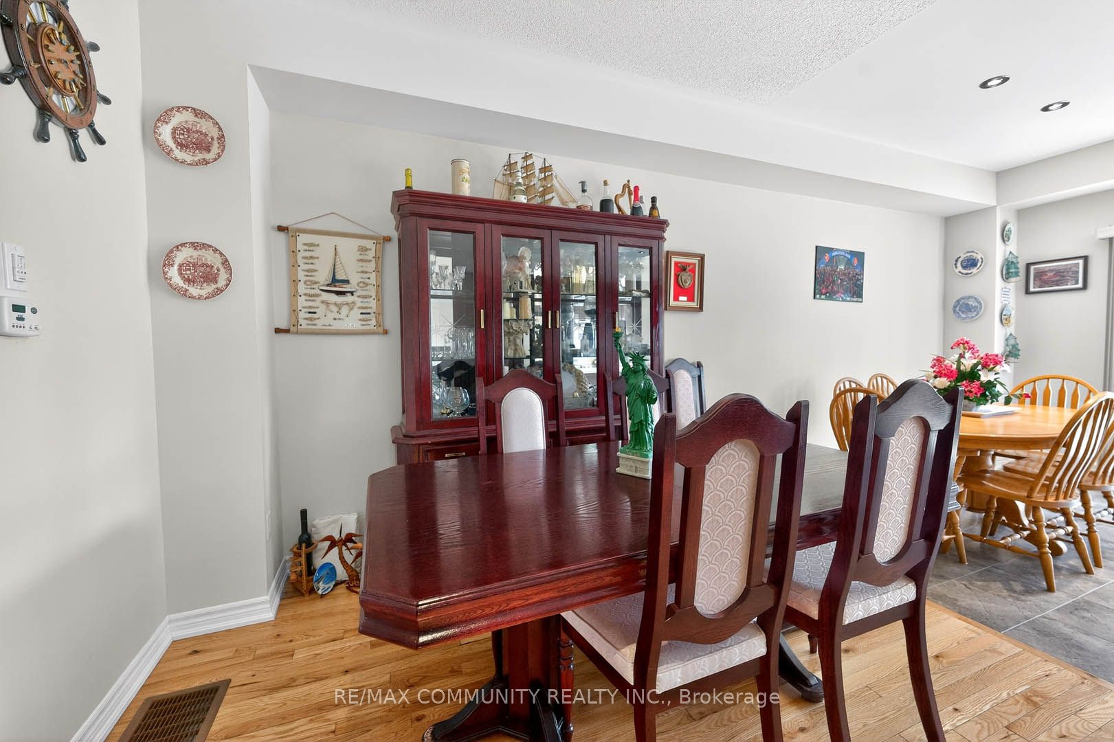 1228 Peelar Crescent Property Photo 7