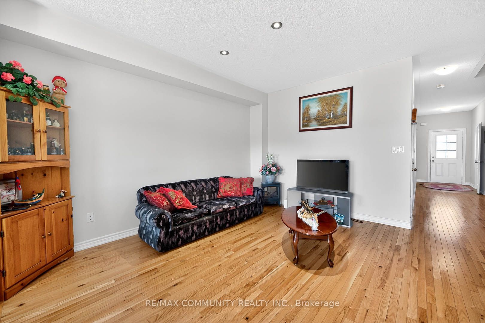 1228 Peelar Crescent Property Photo 10