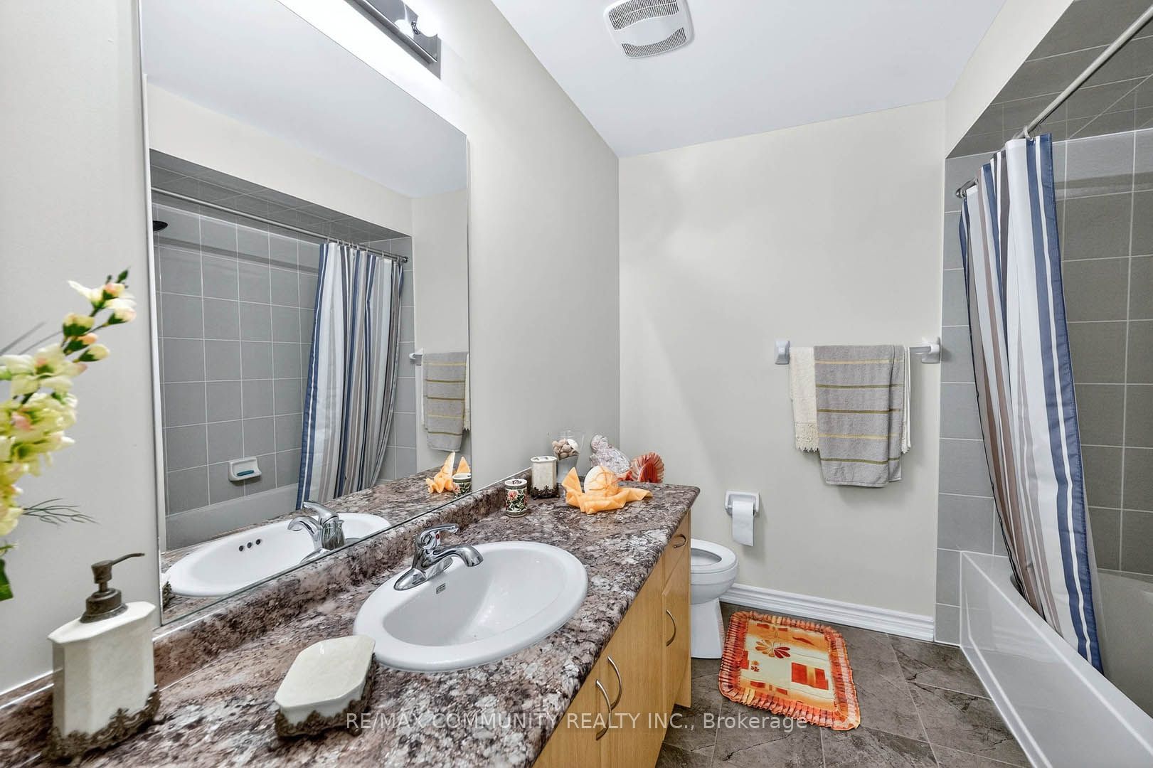 1228 Peelar Crescent Property Photo 19